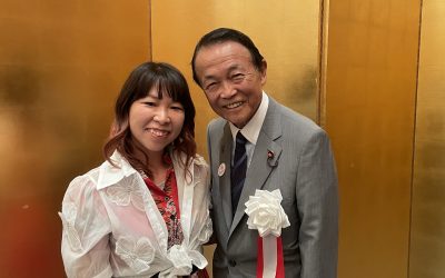 元内閣総理大臣 麻生太郎先生に事業内容のご報告をしました